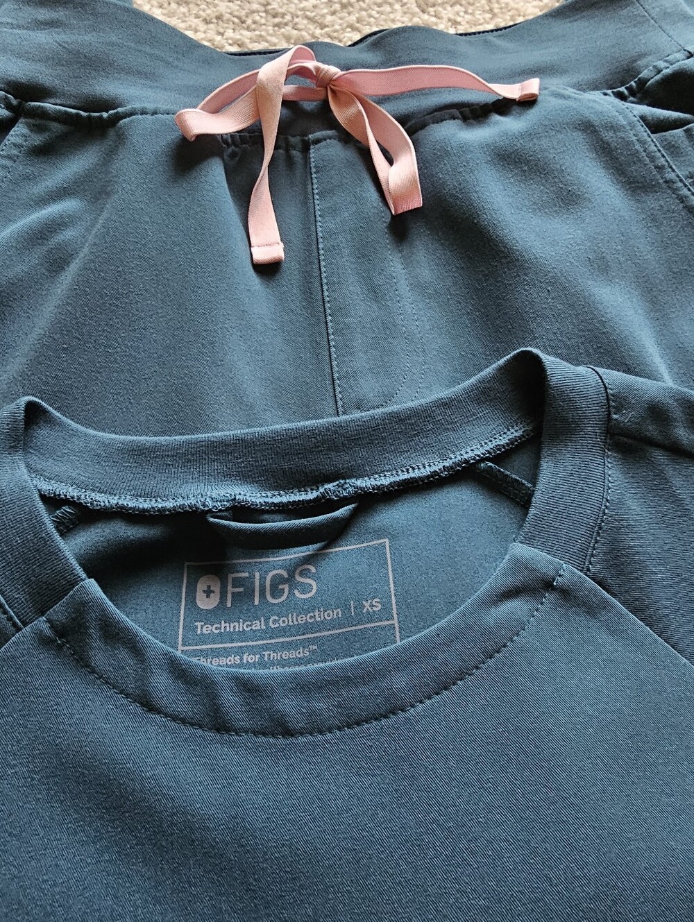 Figs Caribbean Blue Scrub Set - Picture 2 of 6
